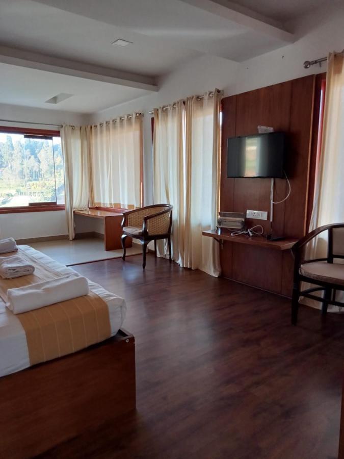 Coastal Grand Resort - Ooty Buitenkant foto